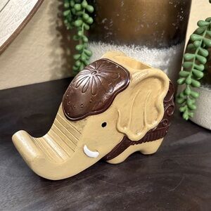COOLBROS Pen/Pencil Holder w/Phone Stand, Resin Elephant Shaped